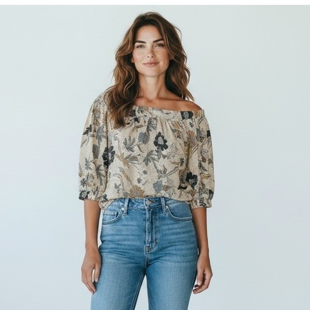 Evereve Adina Women's Small Blue White Gold‎ Floral top Blouse Style #EW885